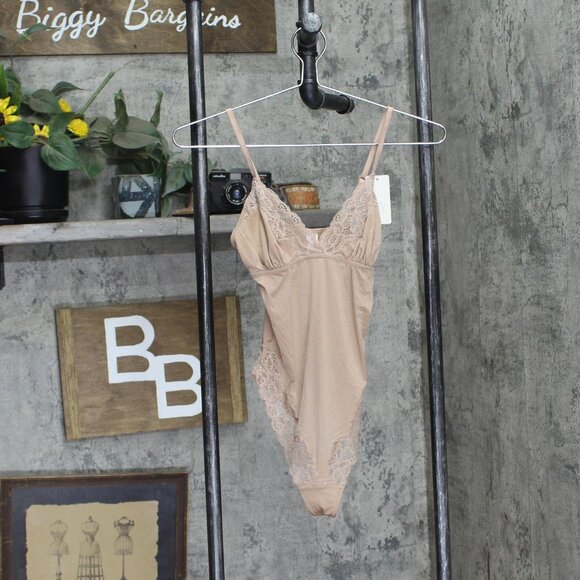 NWT b.temptd Womens Always Composed Bodysuit Lace Trim 936223 Roebuck Brown S - Picture 3 of 6